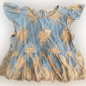 Women’s Eessome Top Cream color lace and Blue